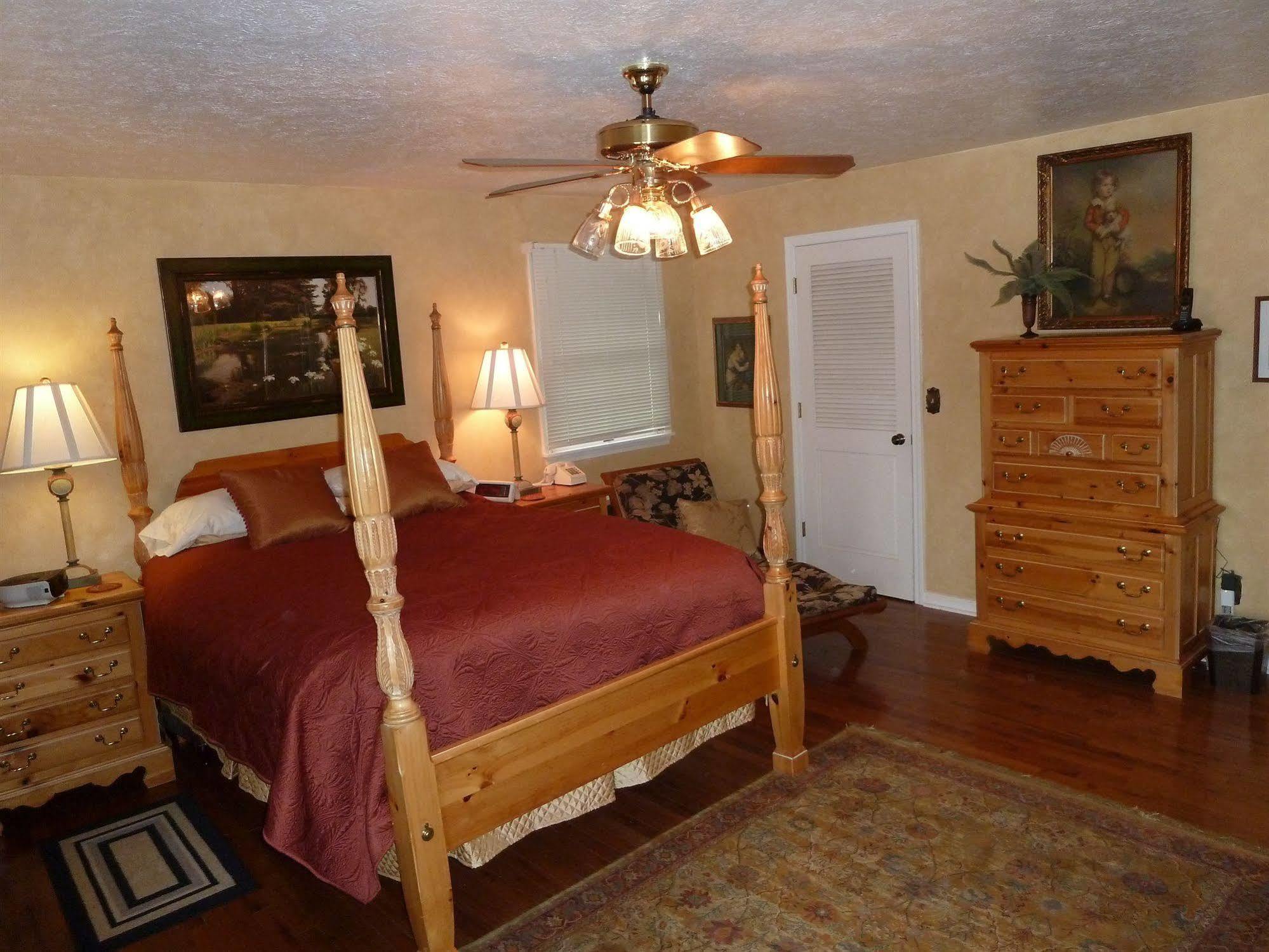 Bad Rock Bed And Breakfast Inn Columbia Falls Exteriér fotografie