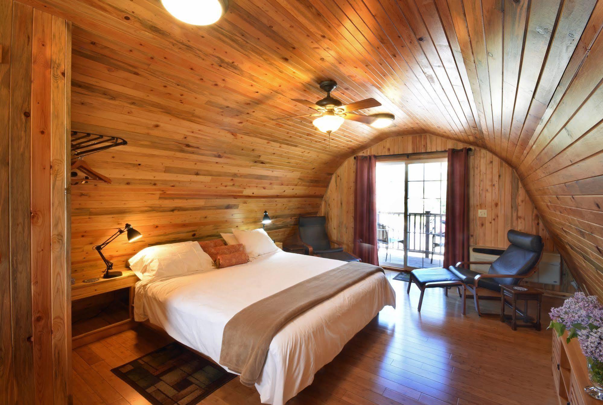 Bad Rock Bed And Breakfast Inn Columbia Falls Exteriér fotografie