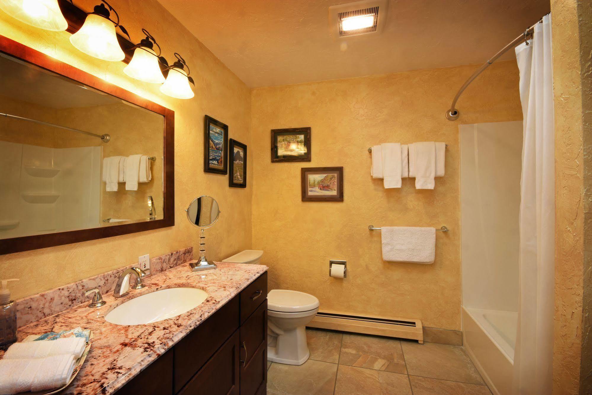 Bad Rock Bed And Breakfast Inn Columbia Falls Exteriér fotografie
